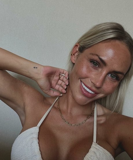 Anna Seneca model hot galleries