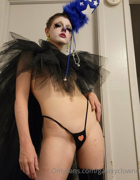 galaxyclownn model nice pics