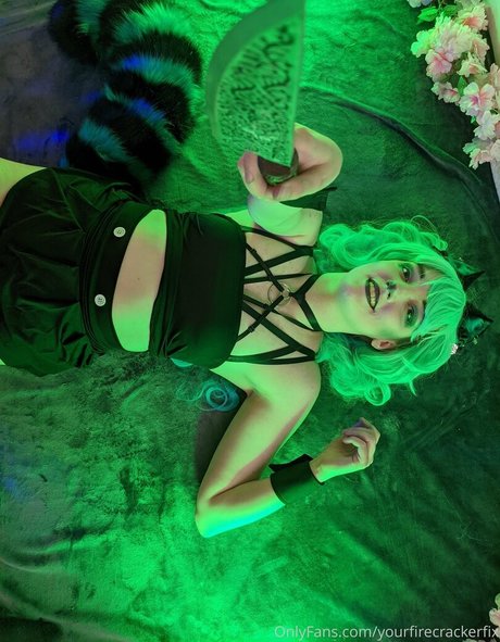 yourfirecrackerfix beautiful actress pictures