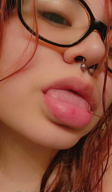 thigh socks nudes model images