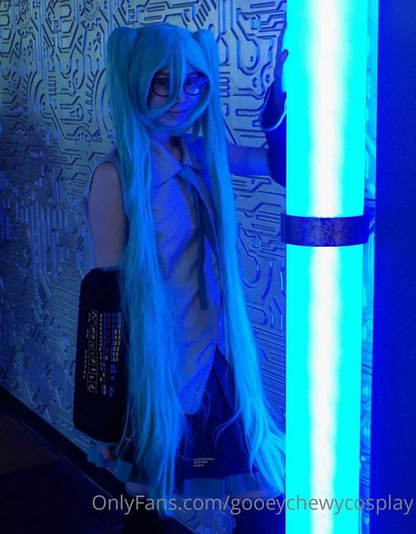 gooeychewycosplay perfect star pictures