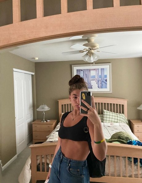 andrea posnerrr hot model images