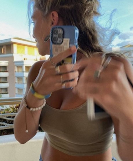 andrea posnerrr star hot pic