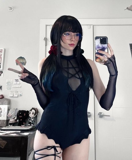 Ramenshelz hot star image