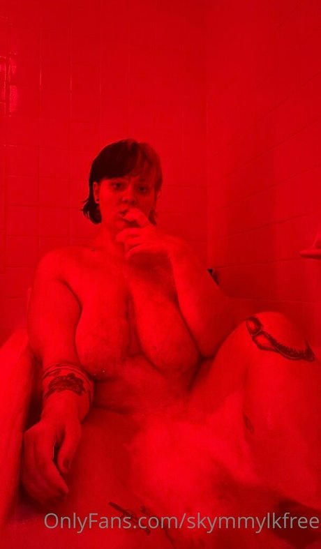 skymmylkfree perfect model image