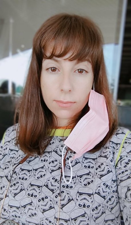 imanna star adult archive