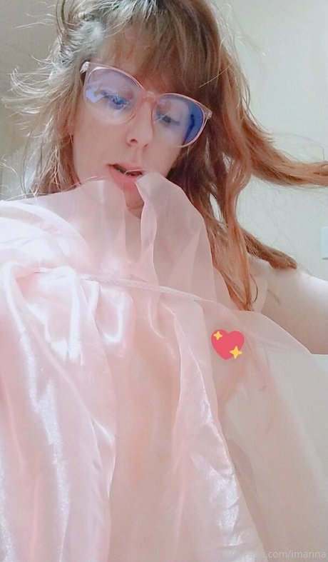 imanna star high quality photo