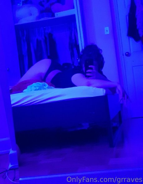 grraves free actress archive