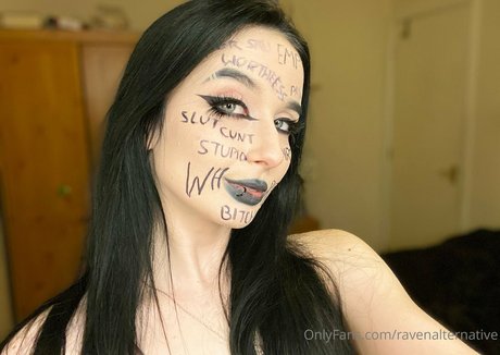 ravenalternative sexy model pictures