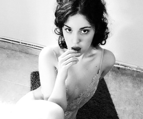 lovelyirene hd actress picture