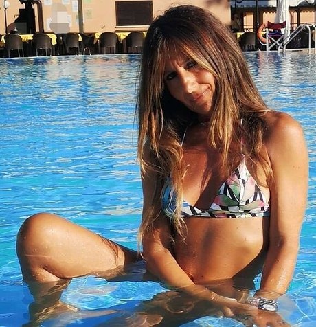 Kathia Cucchi perfect star photos