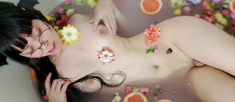 Yurockit free star galleries