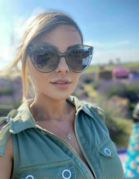 sophie lovelight porn star pics