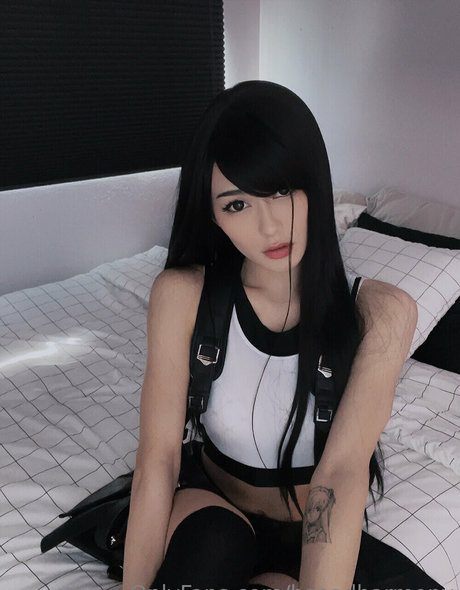 harmonyeva model best img