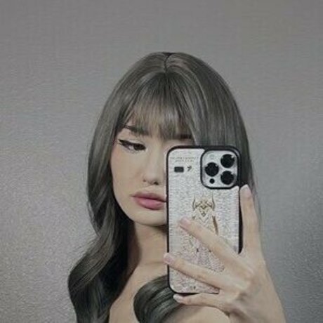 harmonyeva model art img