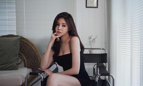Bunniejin pornstar nudes photo