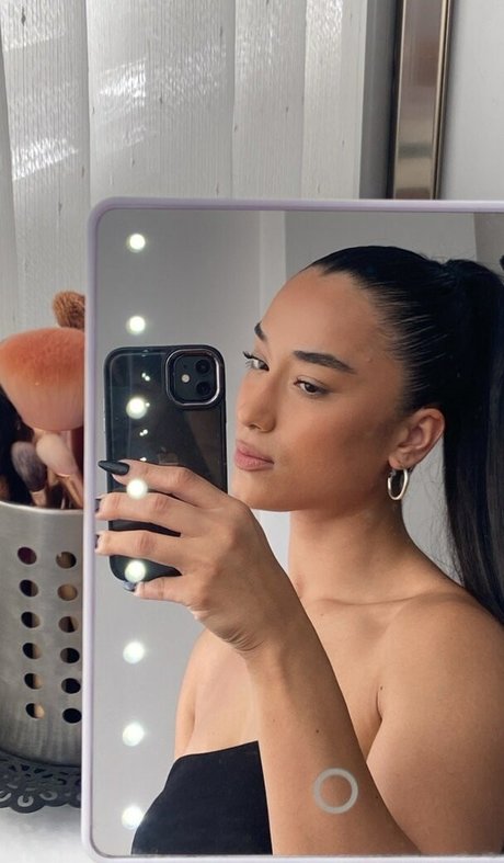 Hale Cabbar star adult pictures