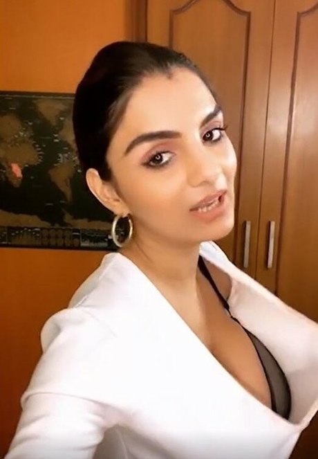 disabled onlyfans top photo