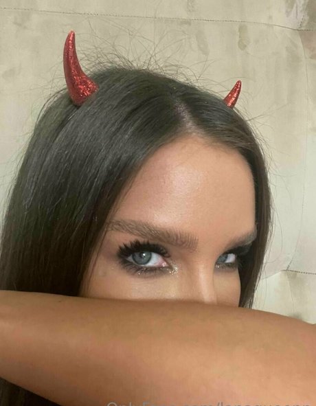 lanaqueenn beautiful pornstar img