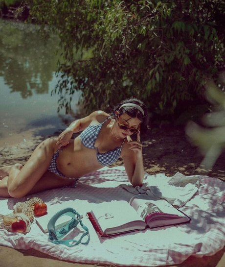 Ebcjpg exclusive model images