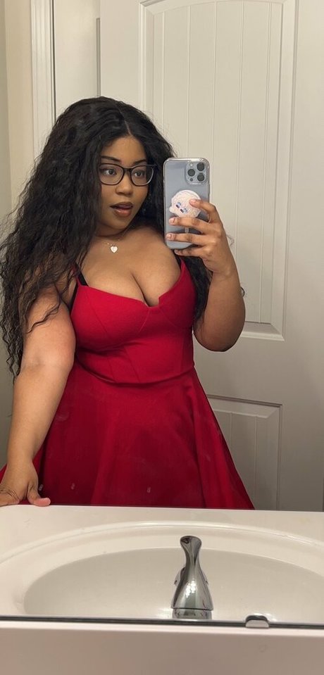 Ria Parker xxx model img