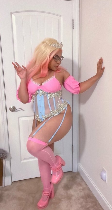 Ria Parker sex model pic