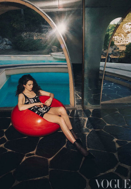 Margaret Qualley top pornstar photo