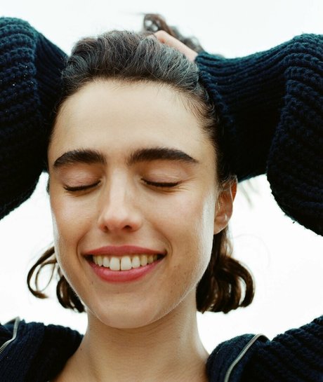 Margaret Qualley xxx model pic