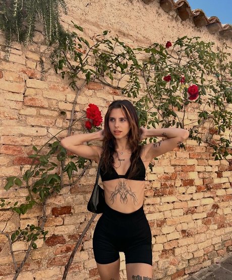 Gabbygonxo pornstar hd image