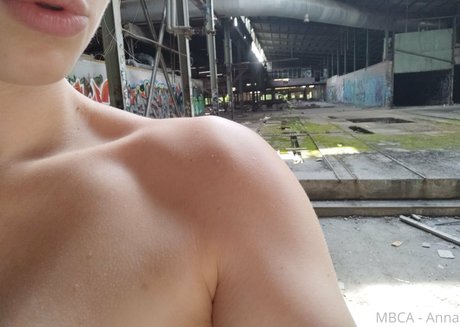 mbcaof high quality model photo