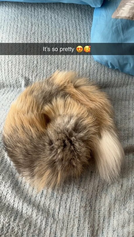 deluxious free actress pic