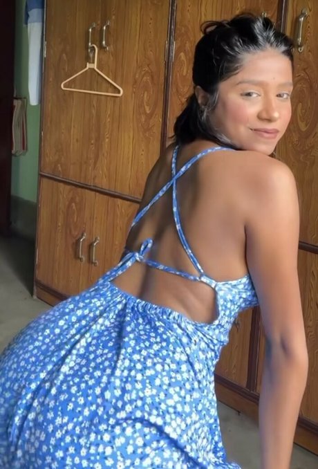 Uva Roy star naked images