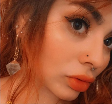 emilyelixer star top gallery