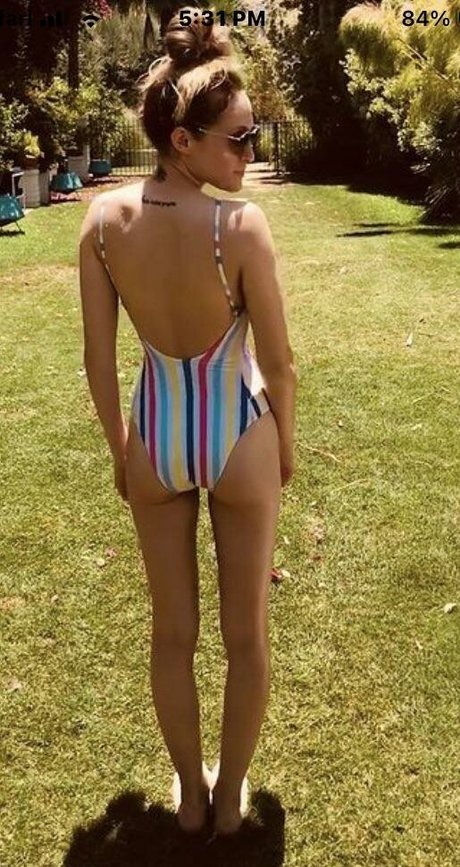 Carly Chaikin nudes pornstar archive