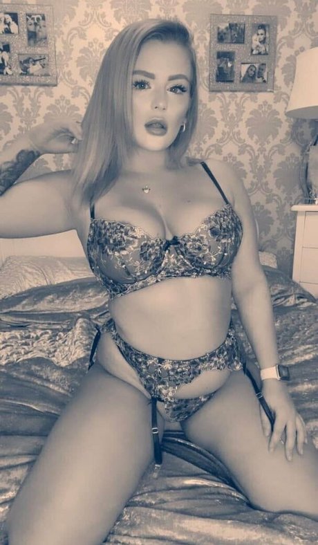 omgzada high quality actress galleries