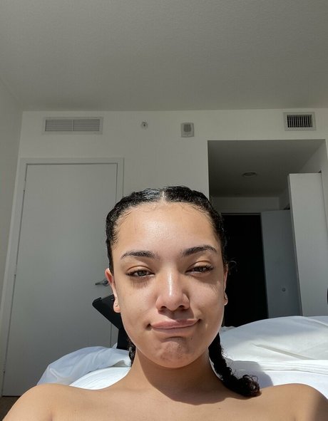 omgzada hot star pics