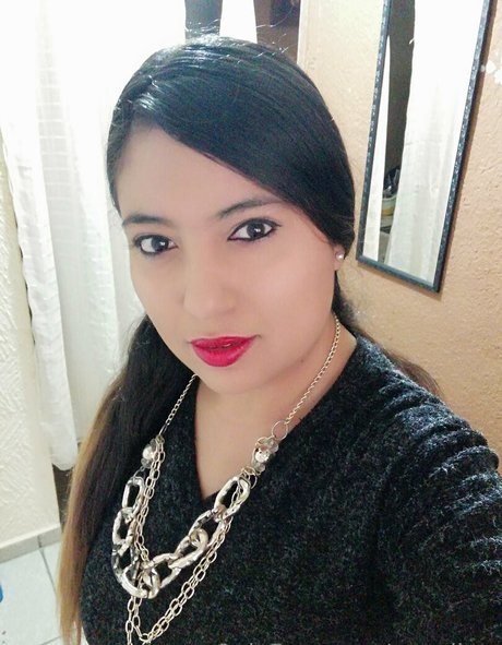 angelb n best model photos