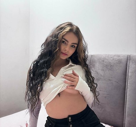 Nikola alokin nude actress pics