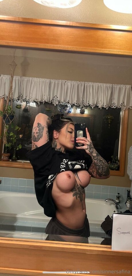 sinnersafina pornstar beautiful photos