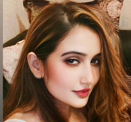 Aniza Hazel star beautiful pic