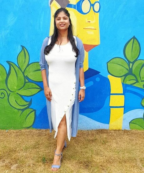 Tassels and Trails nude actress pics