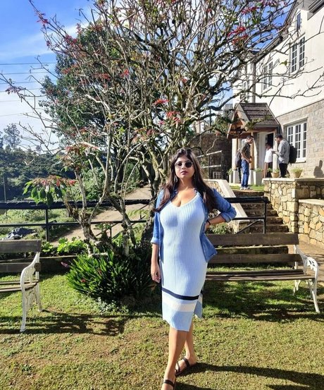 Tassels and Trails nice actress galleries