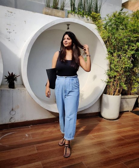 Tassels and Trails pornstar exclusive image