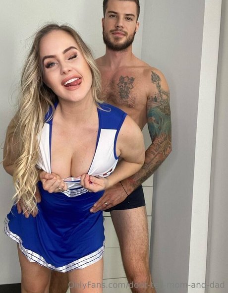 dont tell mom and dad beautiful model pictures