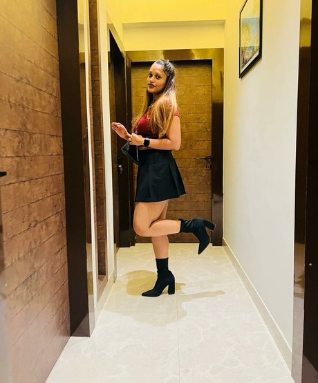 Akanksha Jain model sex pictures