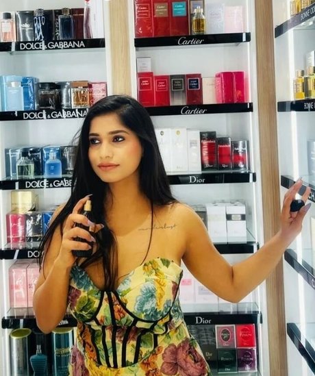 Pratika Sood star adult photos