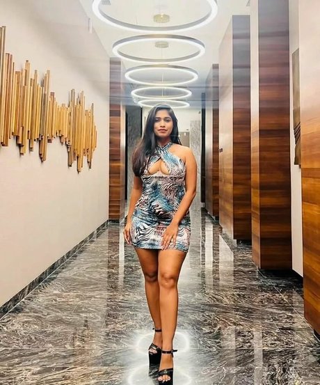 Pratika Sood nice pornstar images