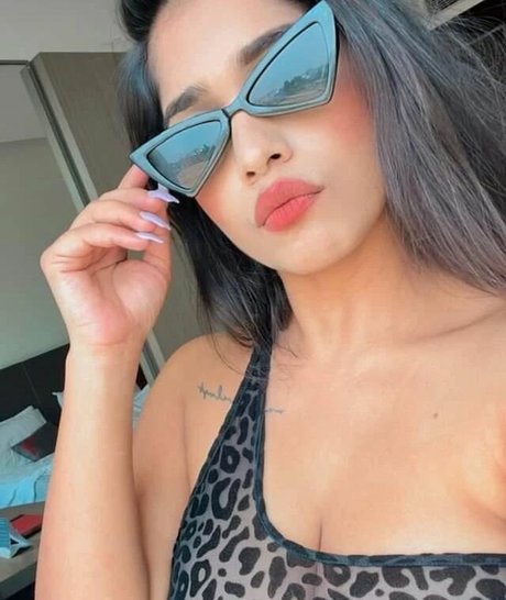 Pratika Sood pornographic star pictures