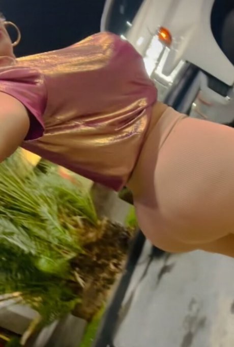 Myra La Chula pornstar top photo