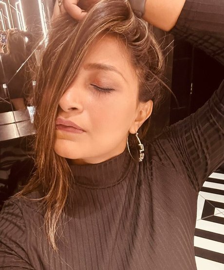 Roma Varadkar pornstar erotic picture